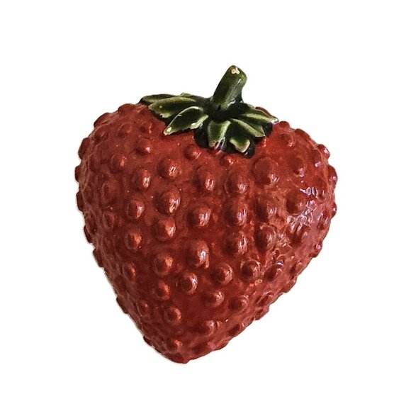 Vintage Enamel Strawberry Collectible Brooch - Picture 1 of 6